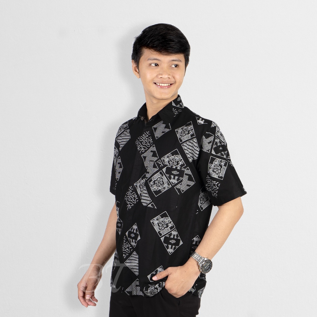 BATIK TRUSMI Hem Pria Kemeja Kerja Batik Pria Lengan Pendek Motif Mega ...